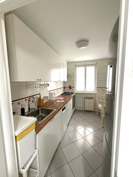 Drumul Taberei - Bucla, langa metrou Raul Doamnei si Liceul Elena Cuza