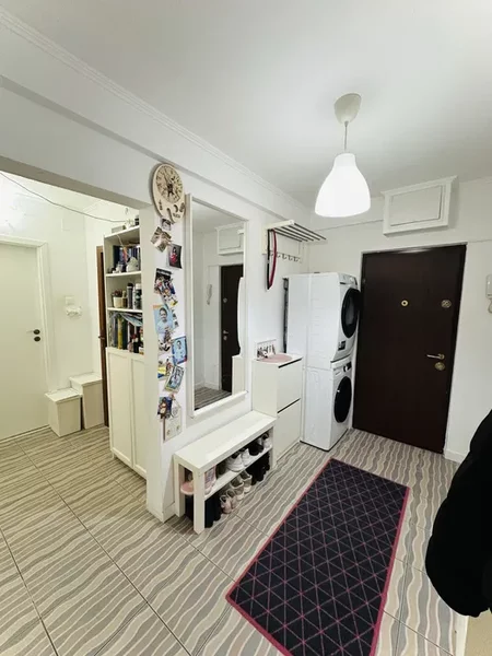Drumul Taberei - Bucla, langa metrou Raul Doamnei si Liceul Elena Cuza